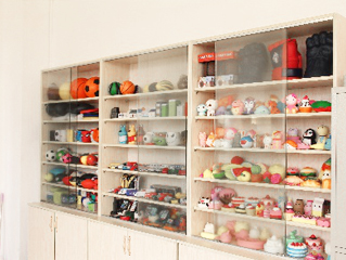 SAMPLE SHOWROOM