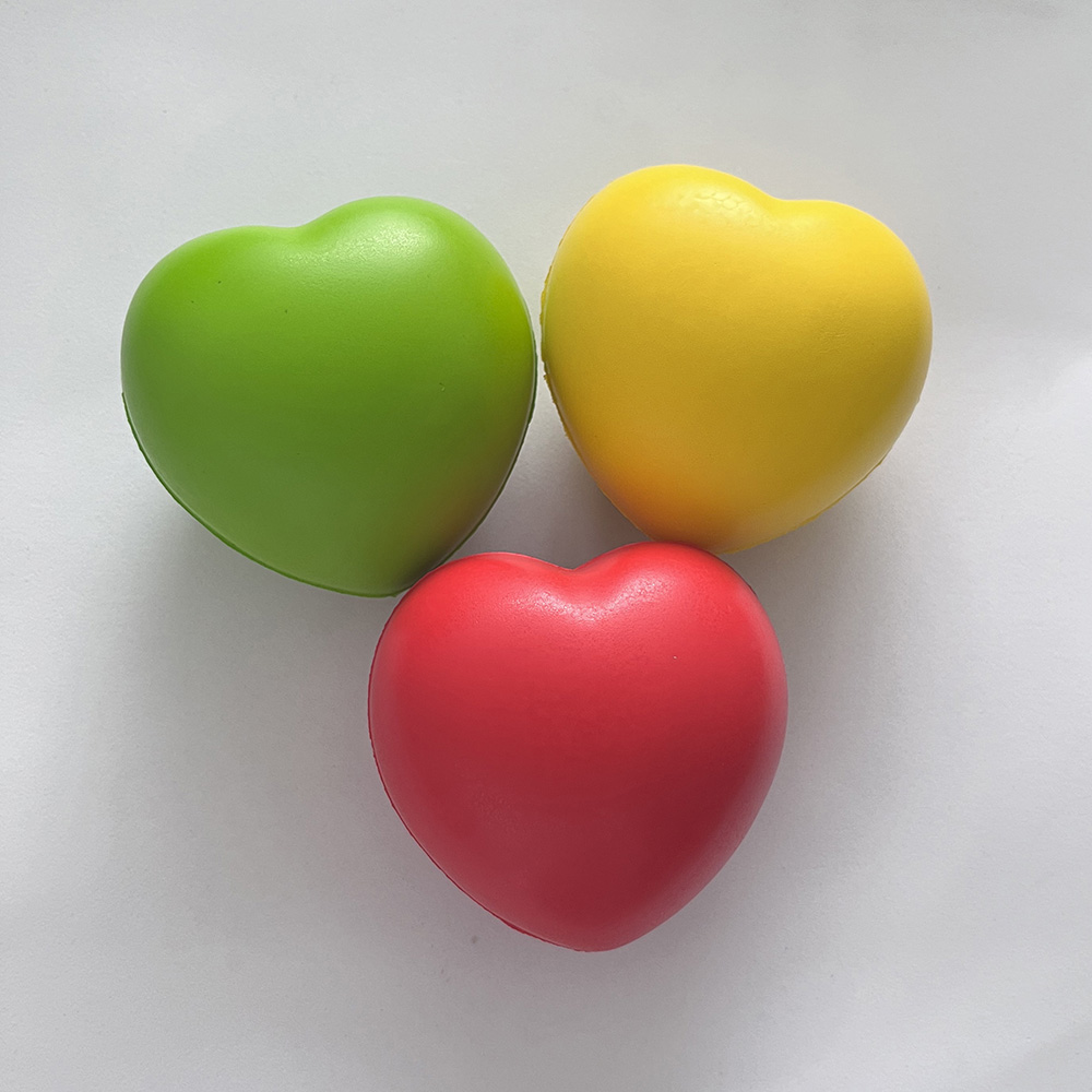 Heart Shaped PU Grip Ball Custom Color Logo Red Yellow Green Stress Squeeze Ball